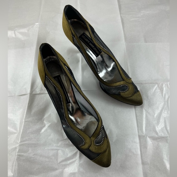 Stuart Weitzman Olive green black cut out point vintage heel - Picture 2 of 4